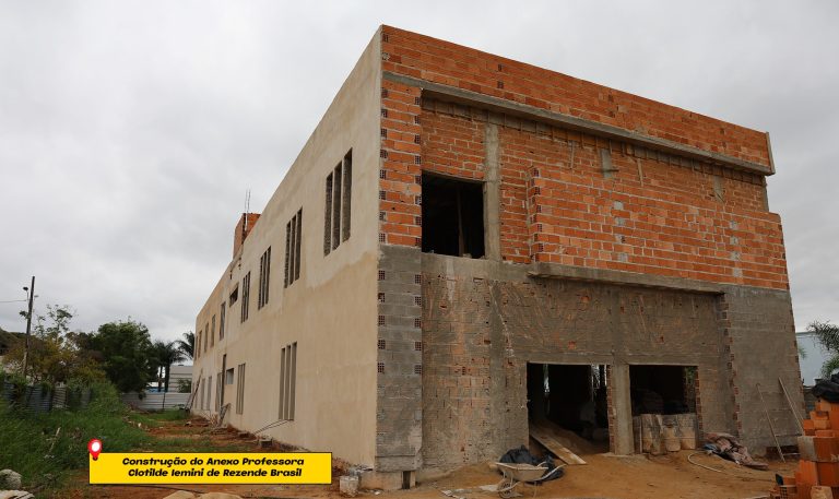 Obras do Anexo Professora Clotilde Iemini de Rezende Brasil Avançam.