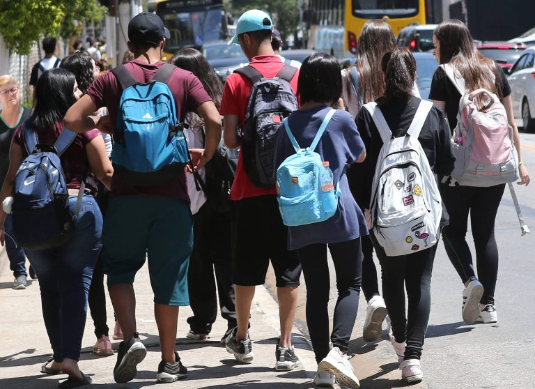 Início das Aulas em Três Corações, exceto para a rede Municipal.