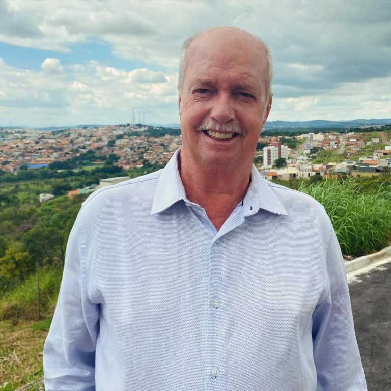 Câmara Municipal de Três Corações aprova licença do Prefeito Gordo Dentista; Vice-prefeito Nadico Vilela assume a prefeitura por 15 dias.