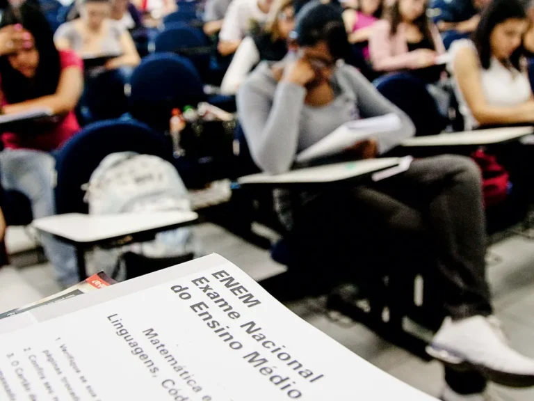 Estudantes da região que farão o Enem em Três Corações podem receber auxílio financeiro do governo estadual.